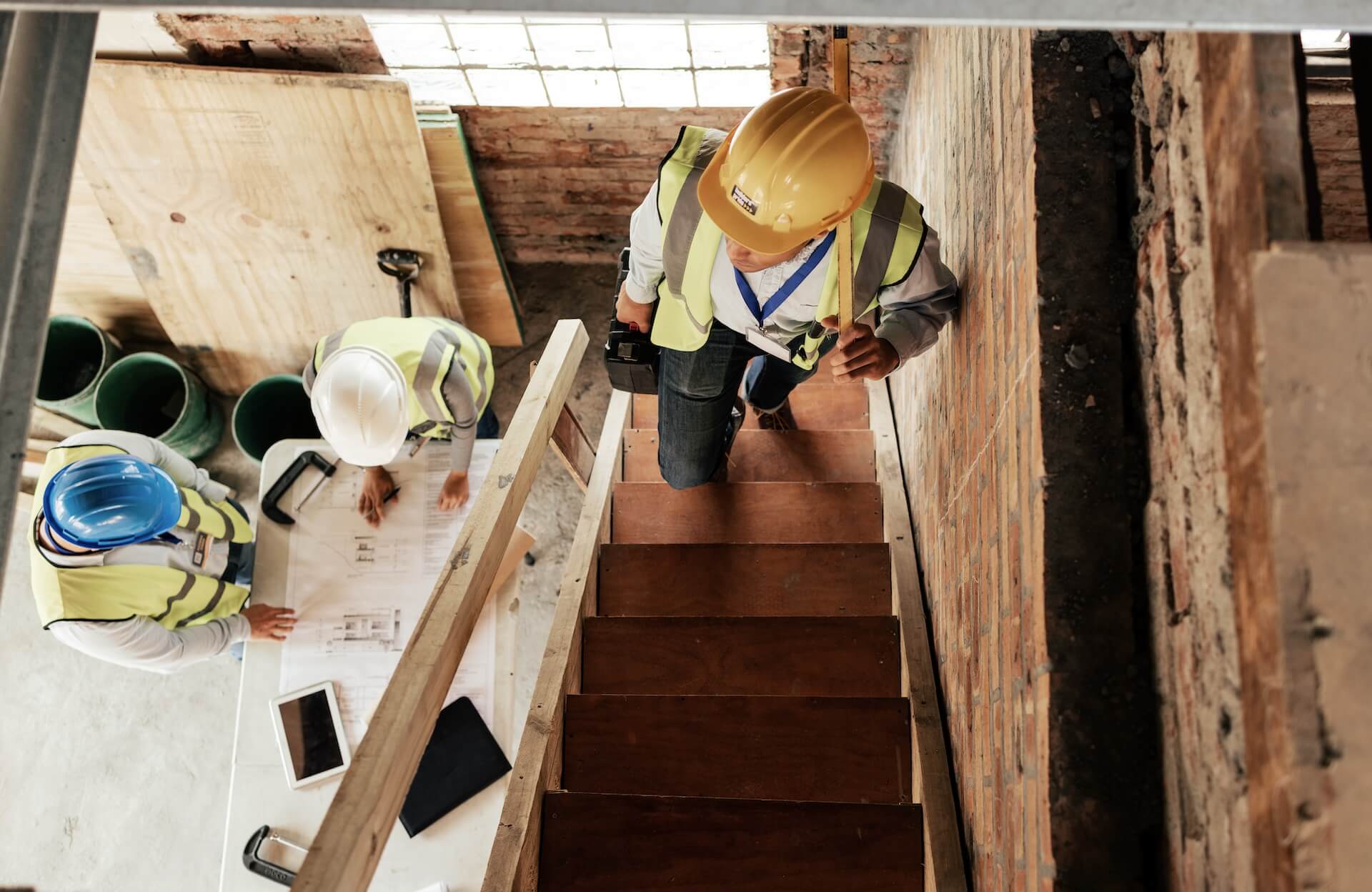 Vi utför noggranna besiktningar inför varje trapprenovering på Tjörn